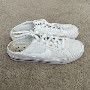 Nike Court Legacy Mule